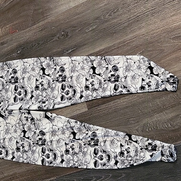 Multi Skull legging​​ - Picture 1 of 2